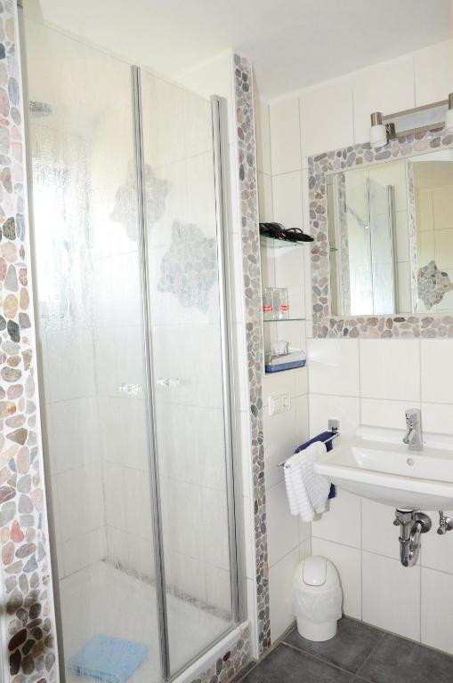 Kofflers-Heuriger Hotel Ettlingen Room photo
